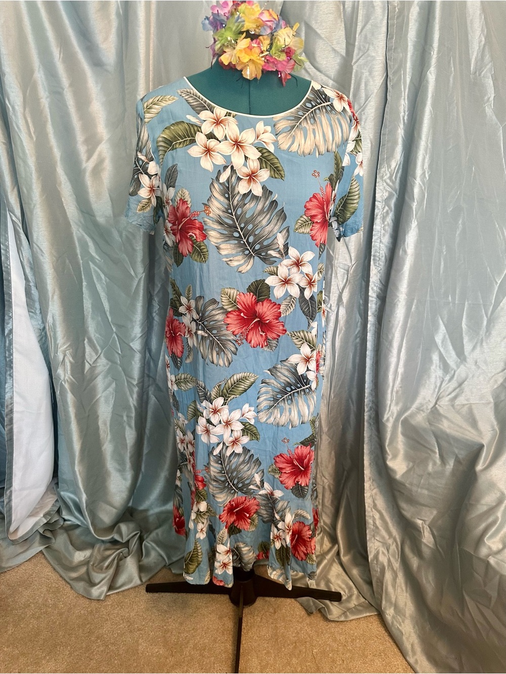 Paradise Bay Hawaiian Floral Maxi Dress in Sky Blue & Pinkish Red 2XL